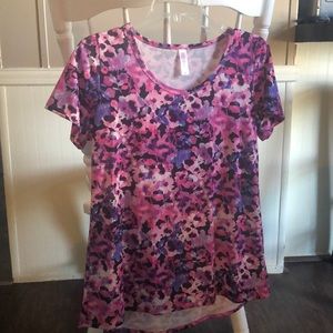 Lularoe Classic Tee